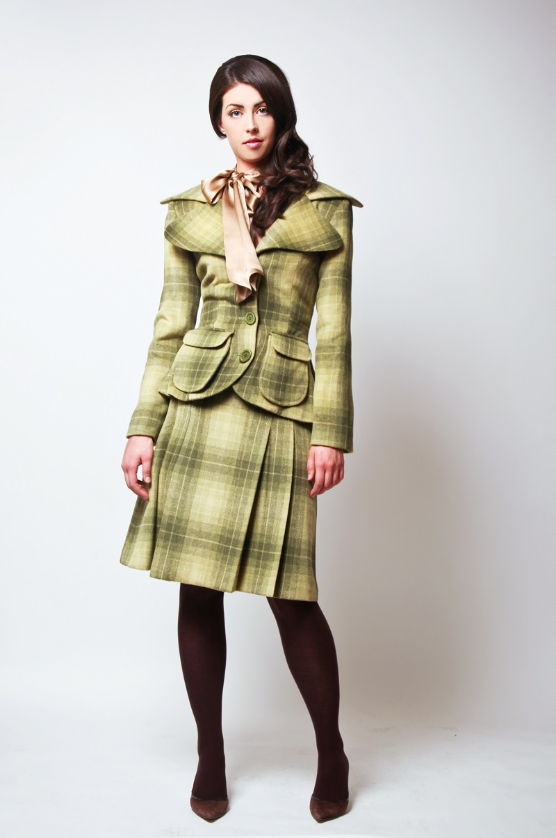 LOOK 103